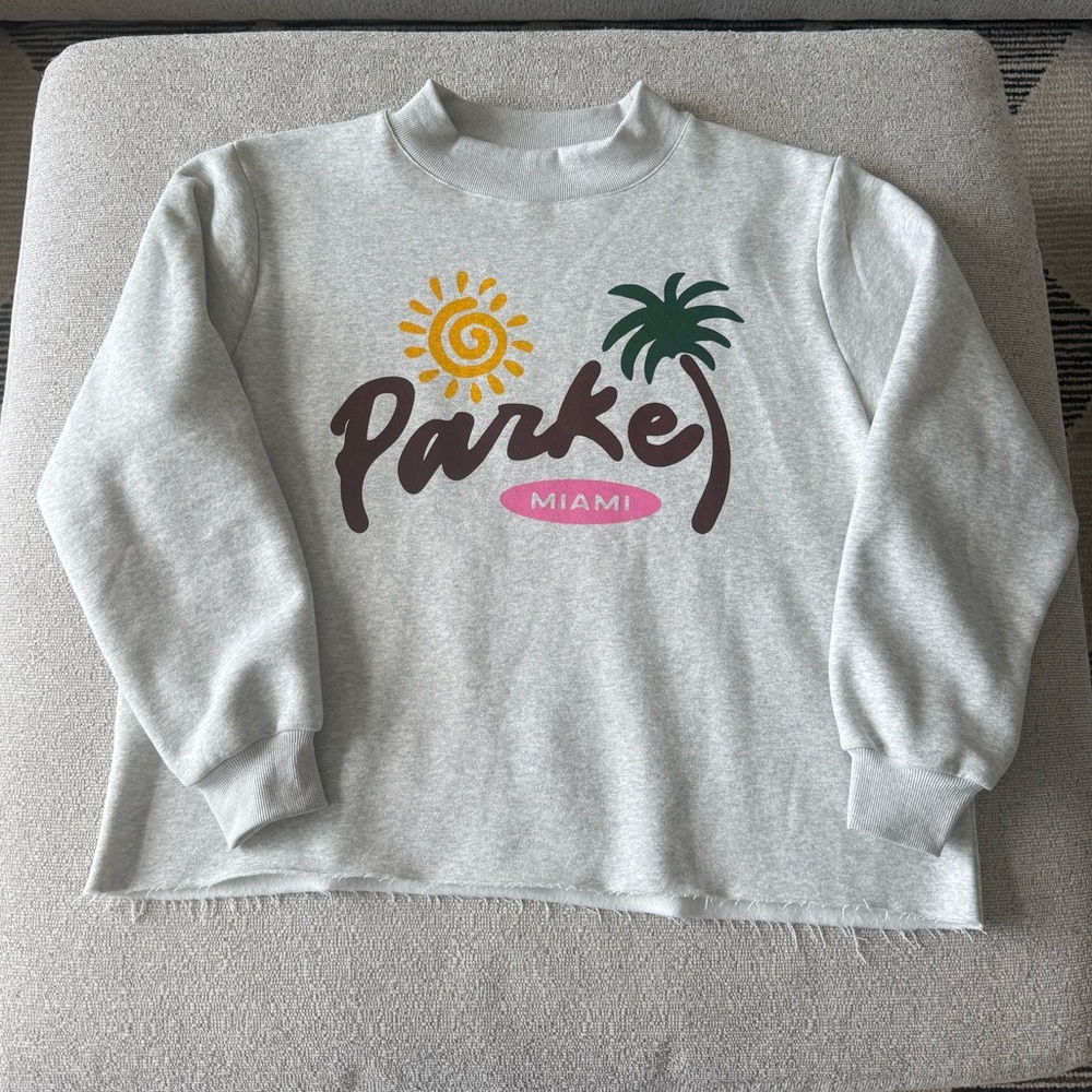 Parke Miami Sweatshirt - Light Gray Sweatshirt with Sun and Palm Design